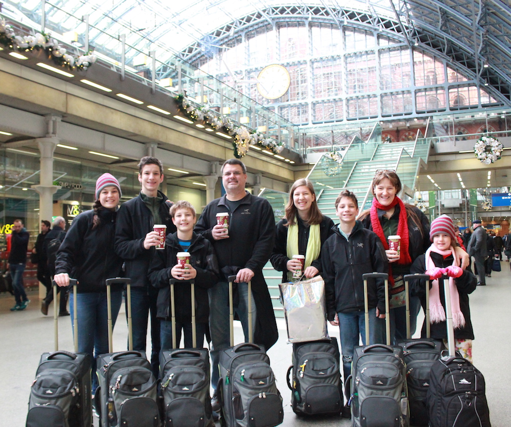 Flanders family backpacks Europe