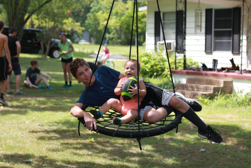 Saucer Swing