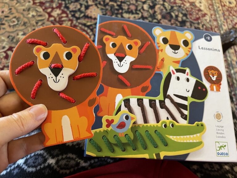 Wooden Lacing Zoo Animals (Timberdoodle Review)