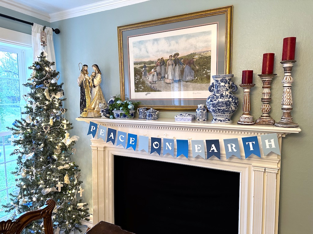 Peace on Earth Pennant Banner